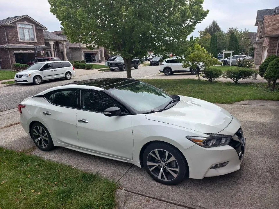 Nissan Maxima