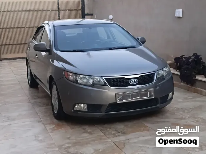 Kia Forte 2011 photo 3