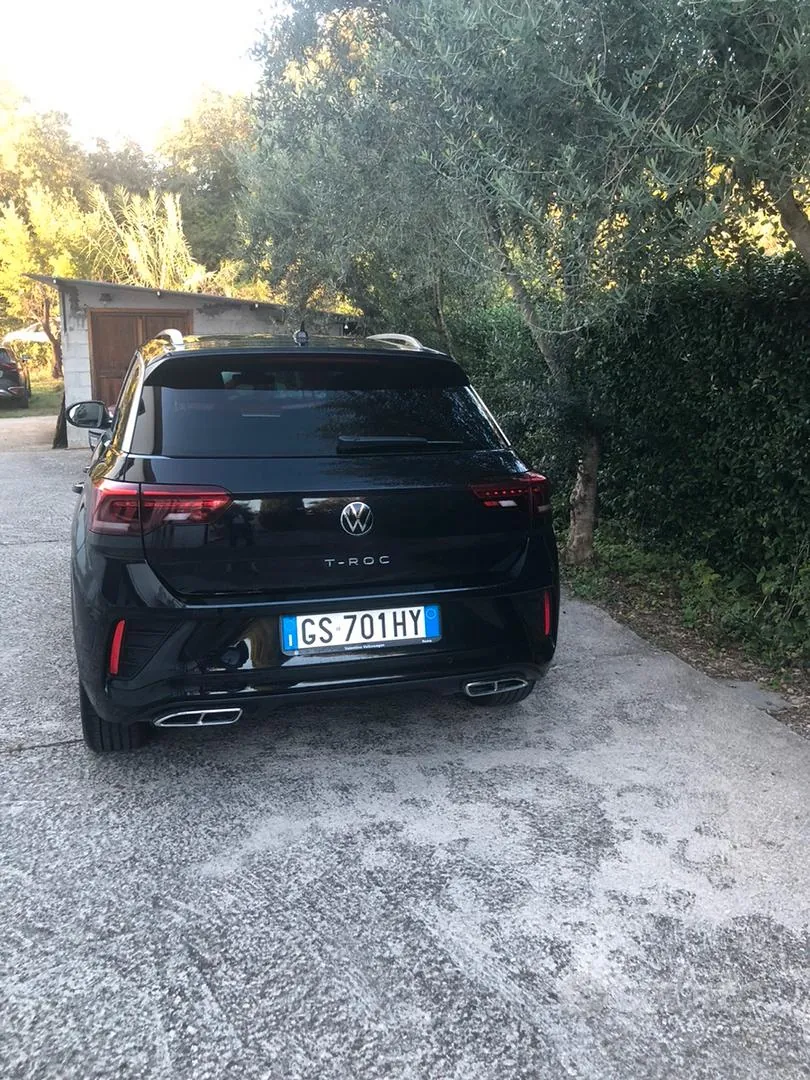 Volkswagen T-Roc 2023 photo 3
