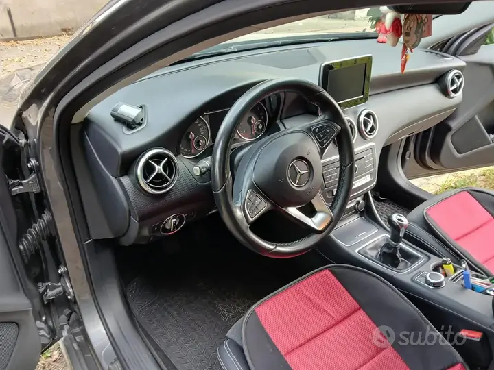 Mercedes-Benz A