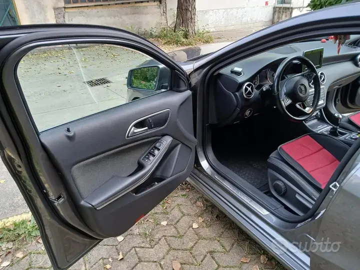 Mercedes-Benz A 2017 photo 5