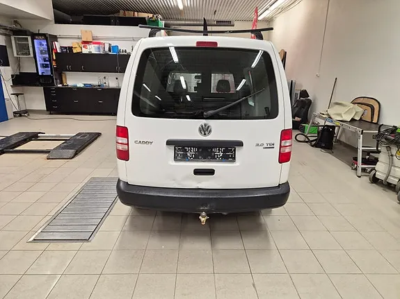 Volkswagen Caddy Maxi 2014 photo 2