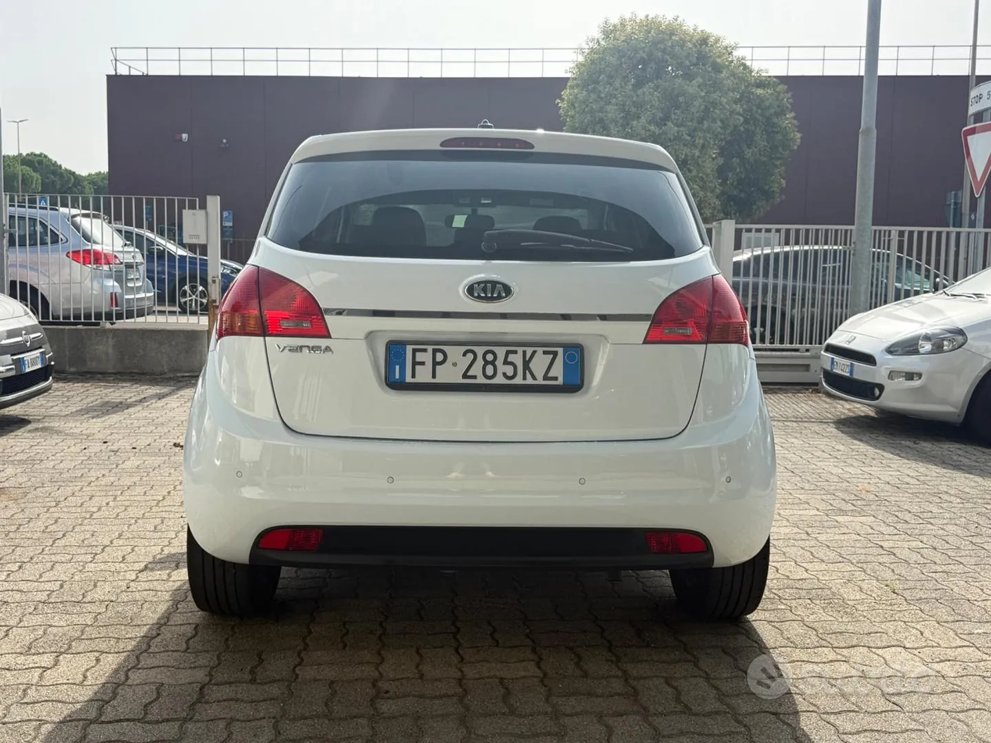 Kia Venga 2018 photo 4