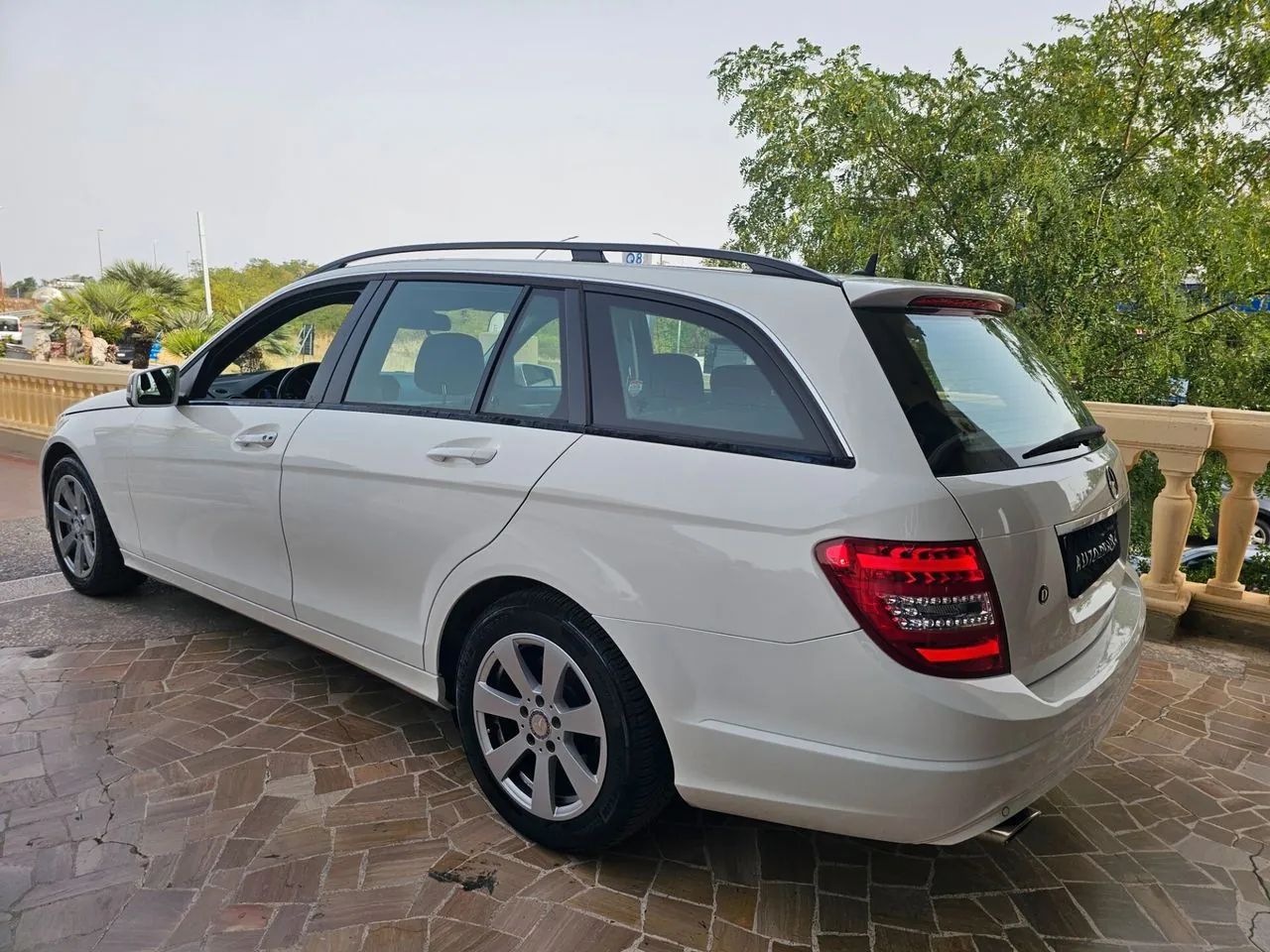 Mercedes-Benz C-Class 2014 photo 5