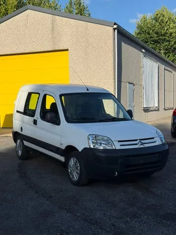 Citroen Berlingo 2010 photo 2