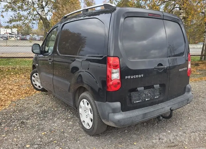 Peugeot Partner 2008 photo 3