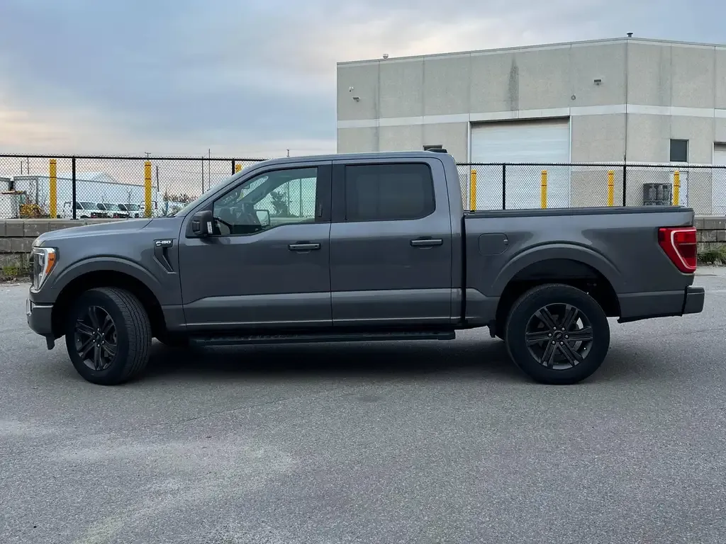 Ford F-150 2023 photo 2