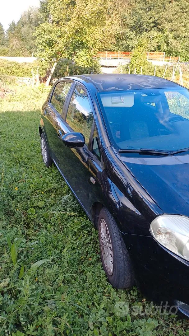 Fiat Grande Punto 2007 photo 3