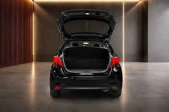 Toyota Yaris 2015 photo 5