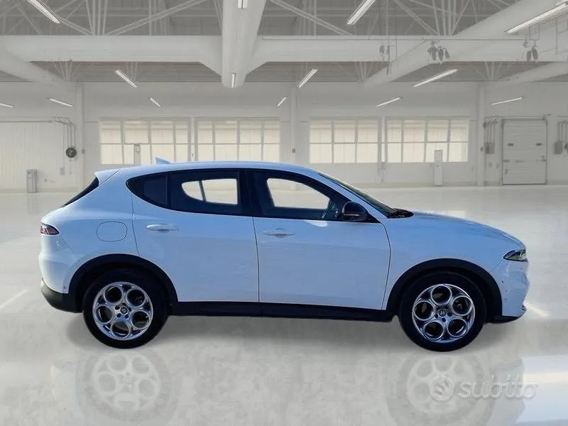 Alfa Romeo Tonale 2023 photo 3