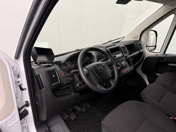 Opel Movano 2023 photo 3