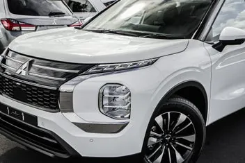 Mitsubishi Outlander 2026 photo 4
