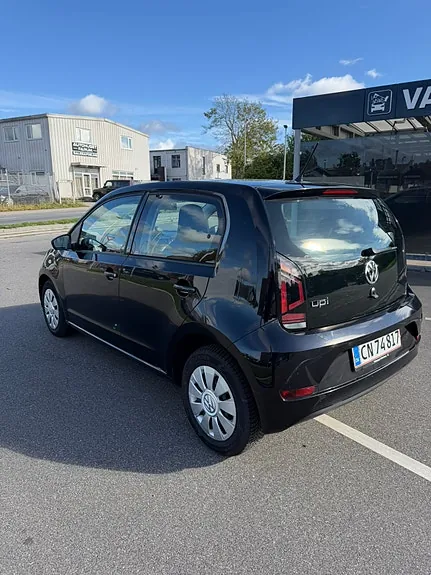 Volkswagen Up 2020 photo 4