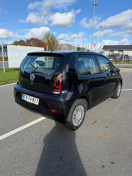 Volkswagen Up 2020 photo 3