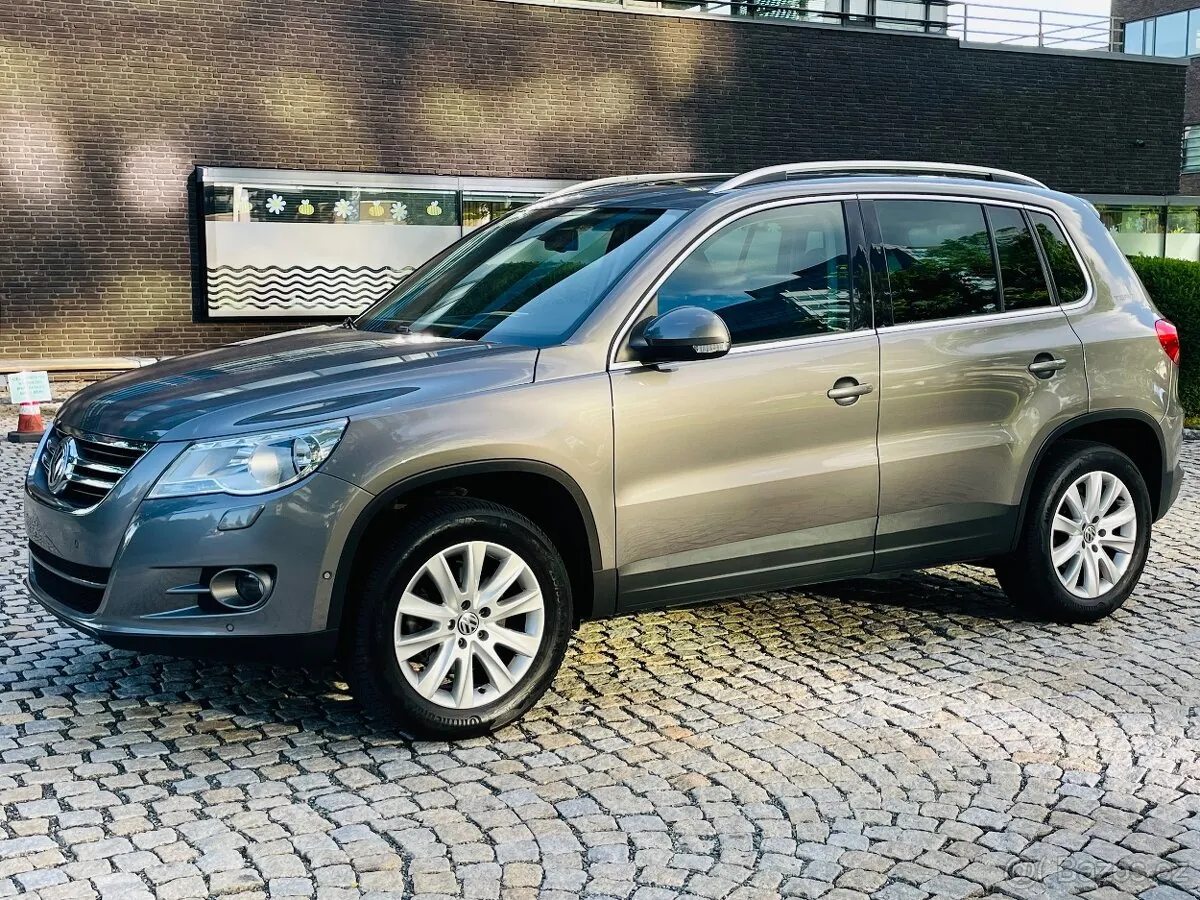 Volkswagen Tiguan 2010 photo 2