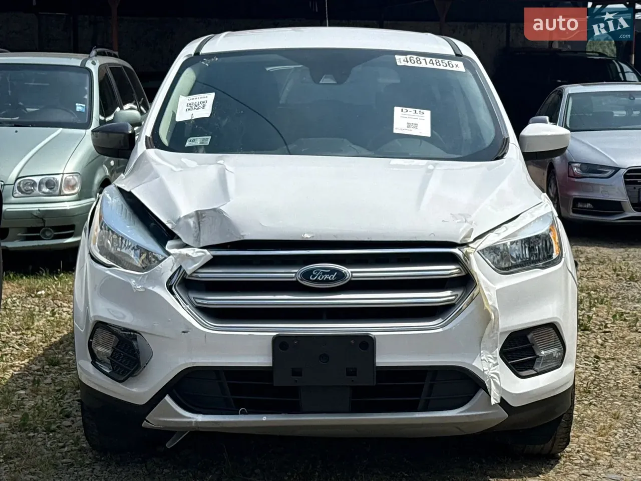 Ford Escape 2019 photo 2