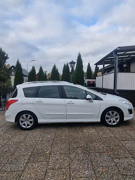 Peugeot 308 2012 photo 4