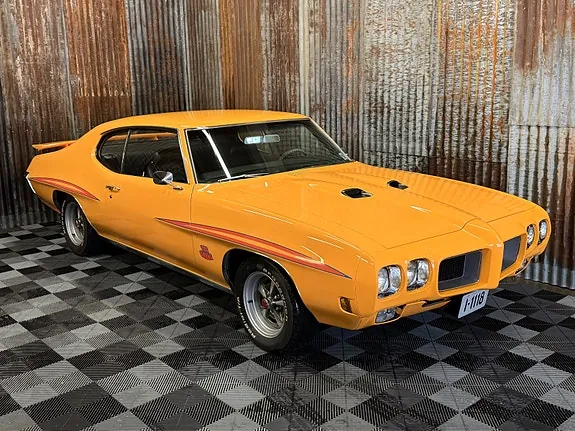 Pontiac Andre 1970 photo 2