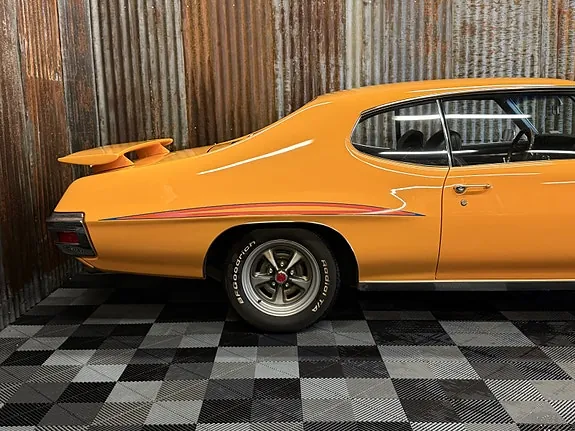 Pontiac Andre 1970 photo 5