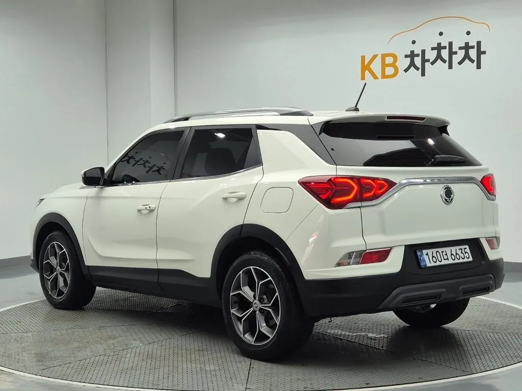 KG Mobility Korando 2021 photo 2
