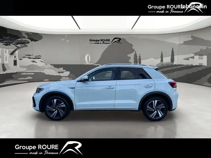 Volkswagen T-Roc 2024 photo 2