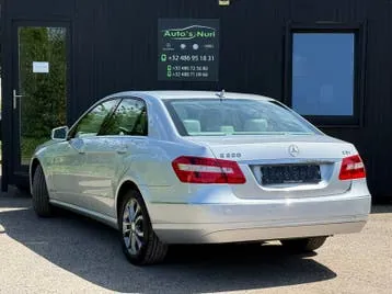 Mercedes-Benz E220D 2009 photo 3