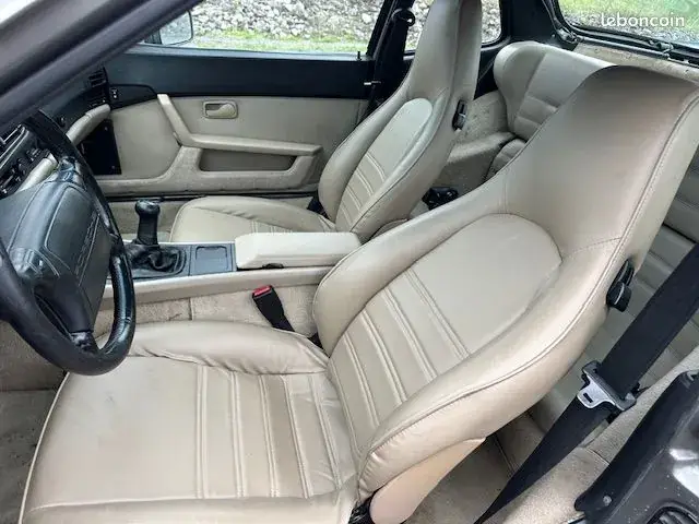Porsche 944 1987 photo 5