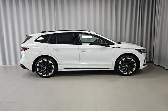 Skoda Enyaq 2023 photo 4