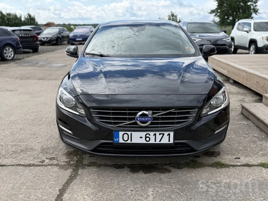 Volvo S60 2014 photo 2