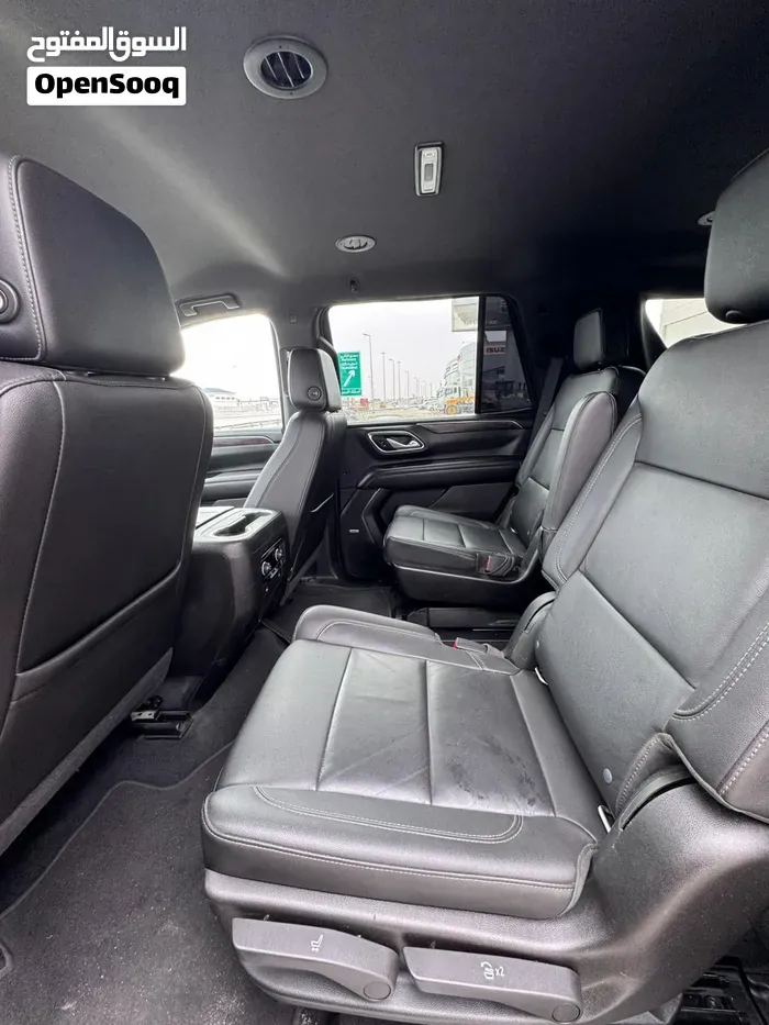 Chevrolet Tahoe 2021 photo 2