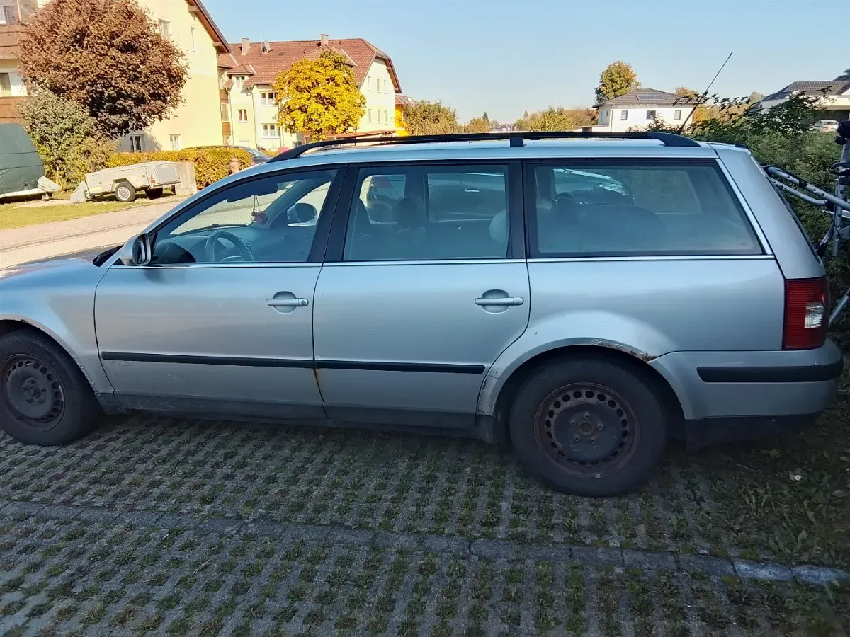 Volkswagen Passat 2004 photo 2
