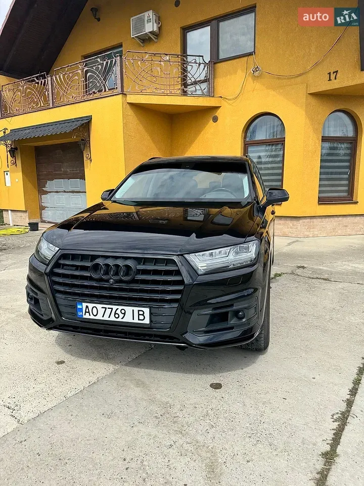 Audi Q7 2016 photo 4