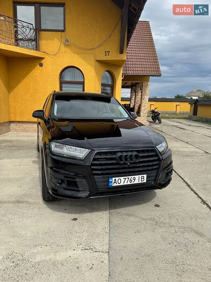 Audi Q7 2016 photo 3