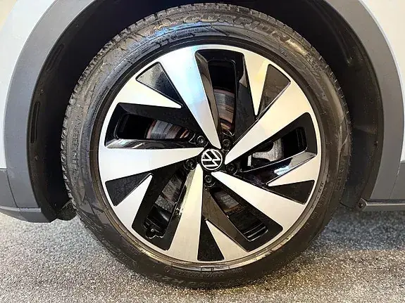 Volkswagen Id.4 2023 photo 4
