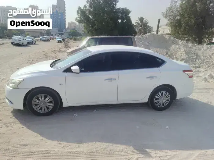 Nissan Sentra 2016 photo 2