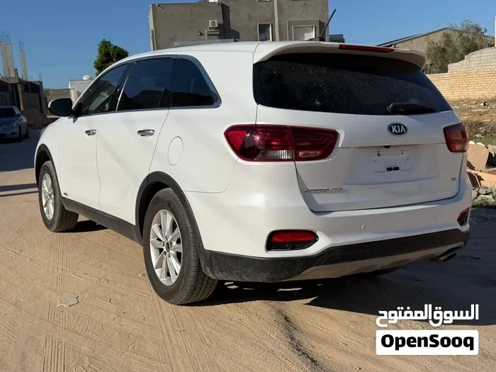 Kia Sorento 2019 photo 2