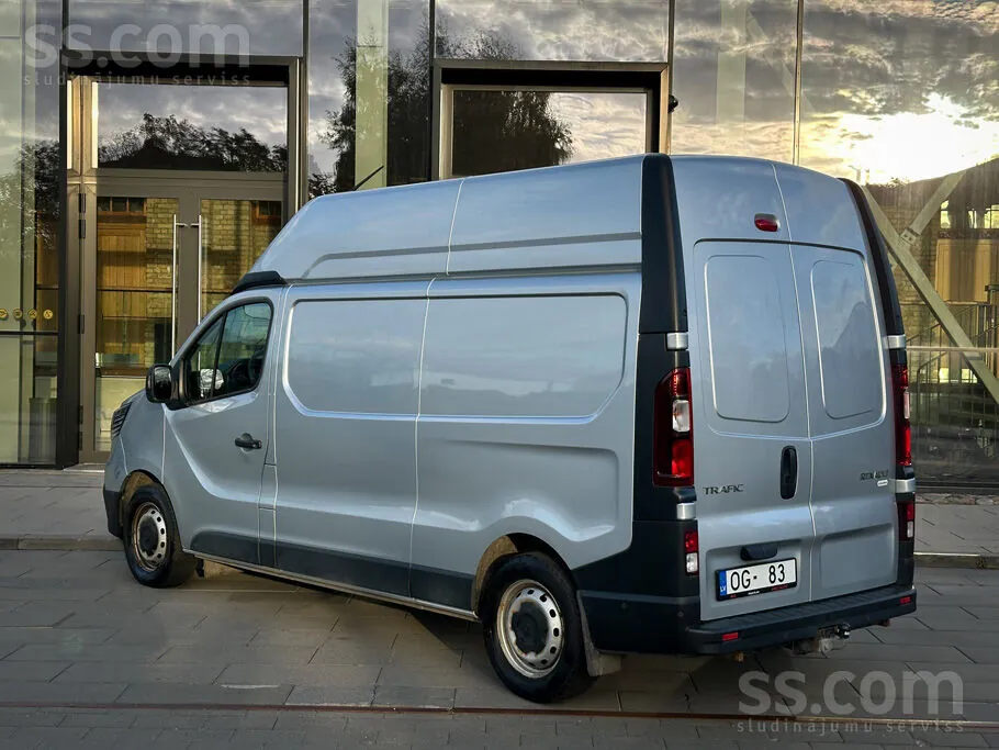 Renault Trafic 2023 photo 5