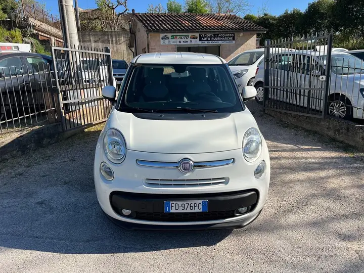 Fiat 500L 2015 photo 2