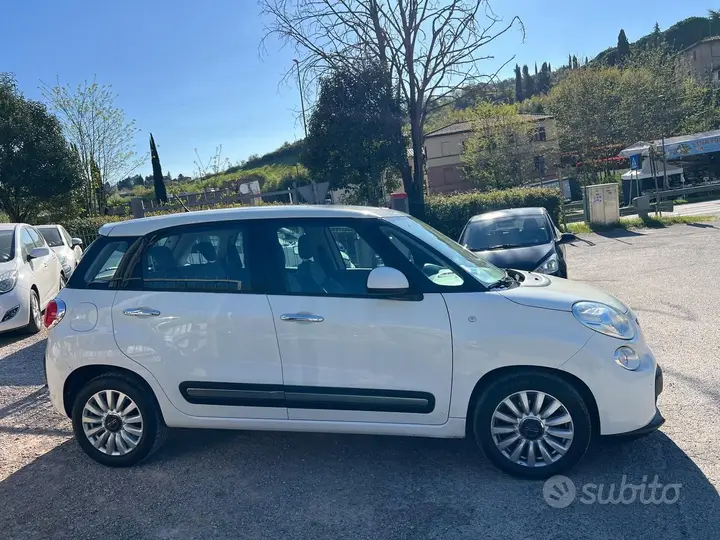 Fiat 500L 2015 photo 4