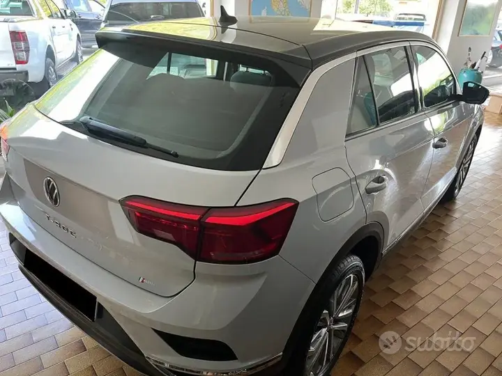 Volkswagen T-Roc 2021 photo 4