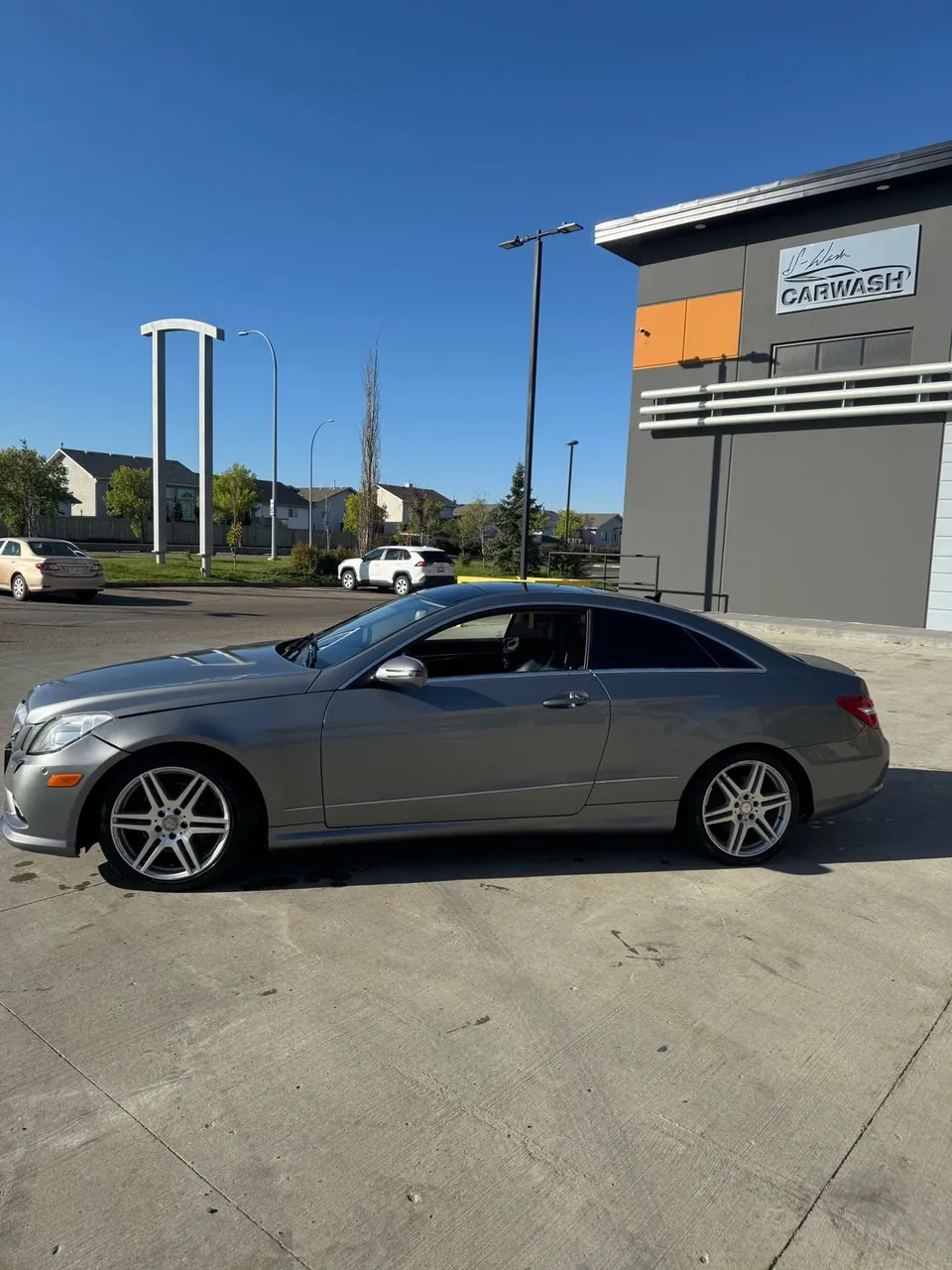 Mercedes-Benz E-Class 2011 photo 4