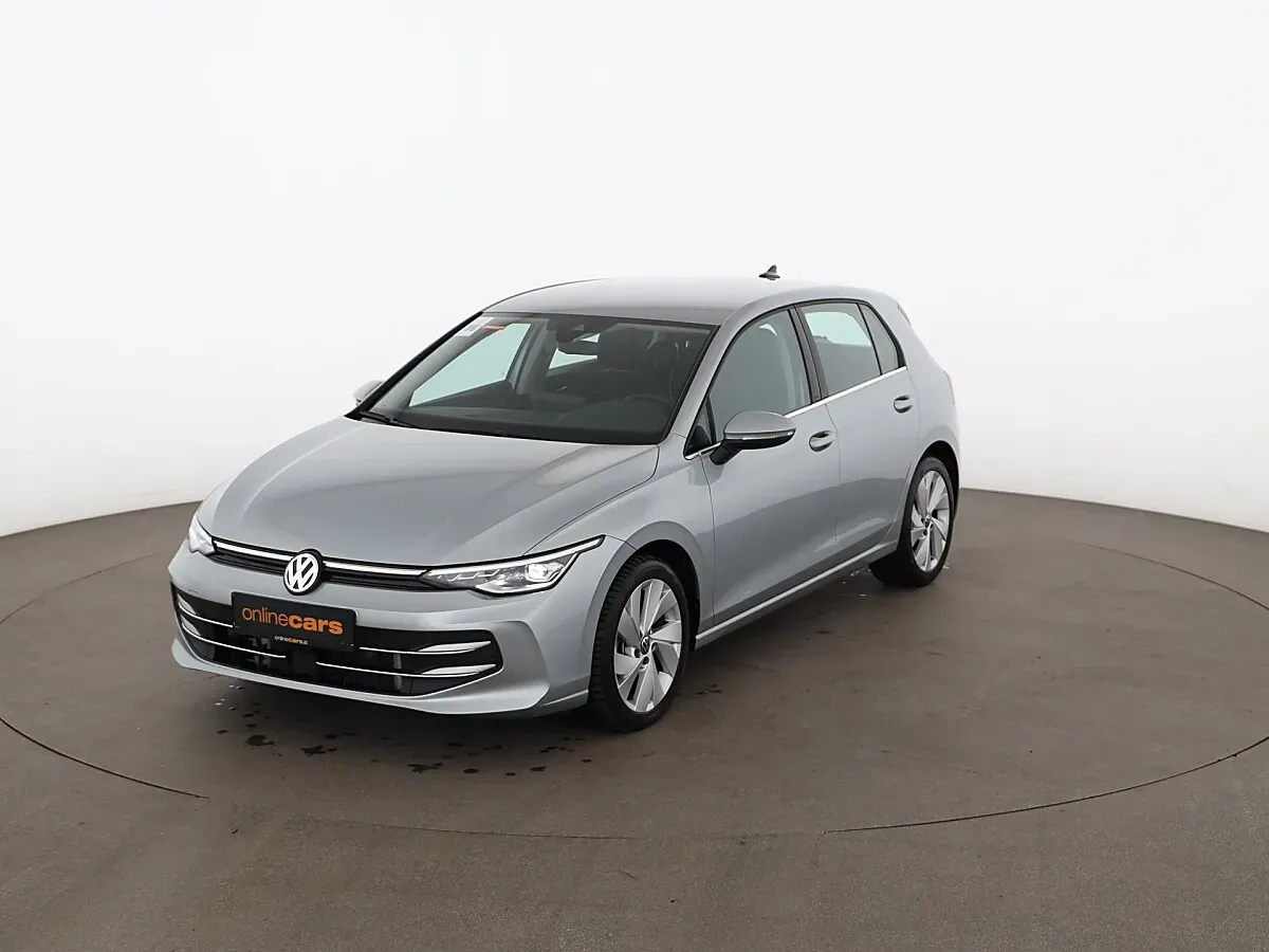 Volkswagen Golf 2025 photo 2