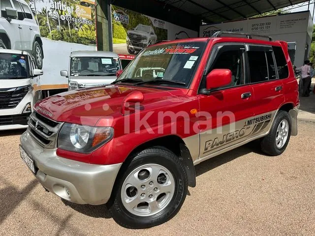 Mitsubishi Pajero 2000 photo 3