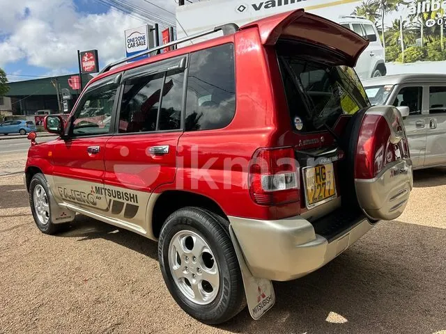 Mitsubishi Pajero 2000 photo 4