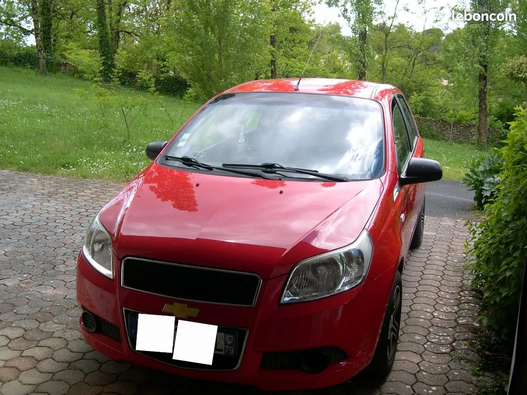 Chevrolet Aveo 2010 photo 3