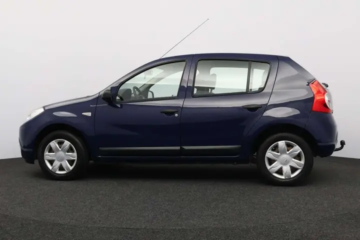 Dacia Sandero 2009 photo 5