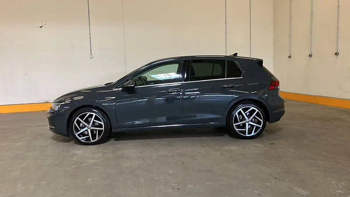 Volkswagen Golf 2024 photo 3