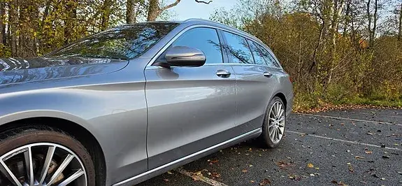 Mercedes-Benz C 350 2016 photo 2