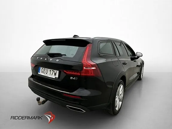 Volvo V60 Cross Country 2021 photo 5