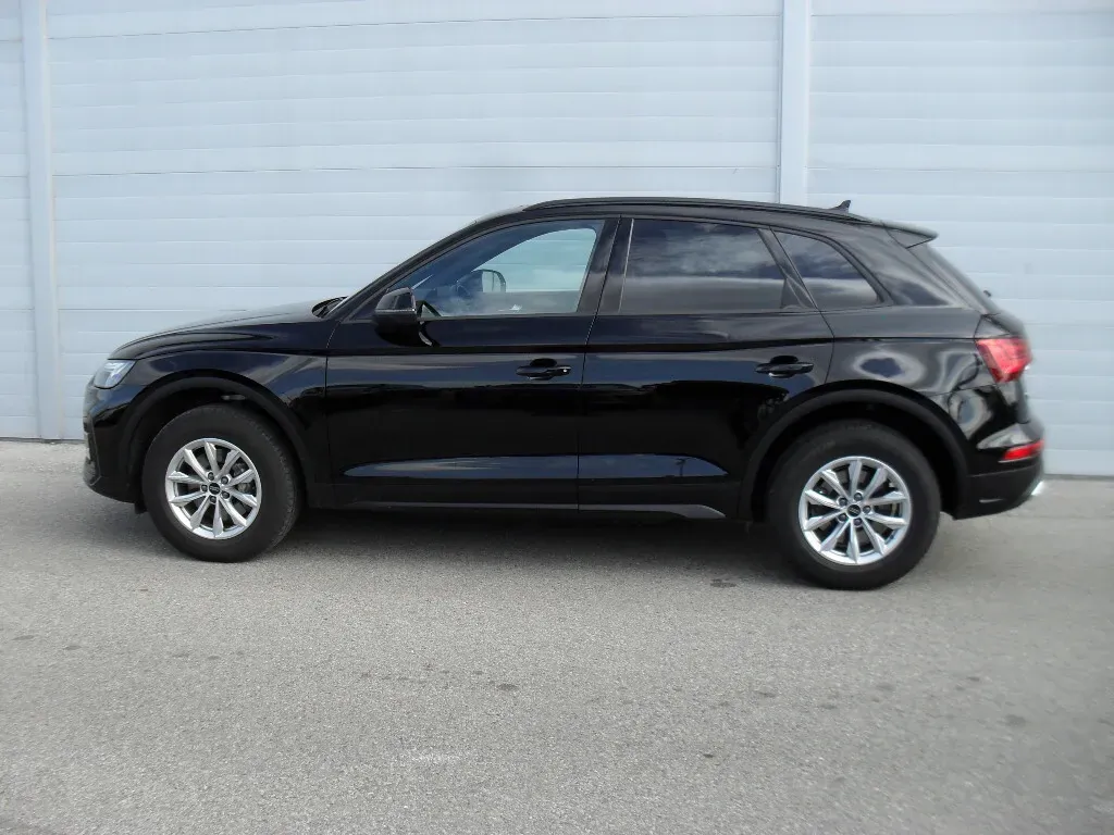 Audi Q5 2024 photo 3
